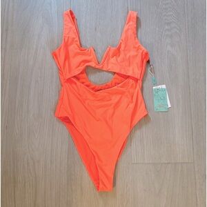NWT HEAT Swimwear